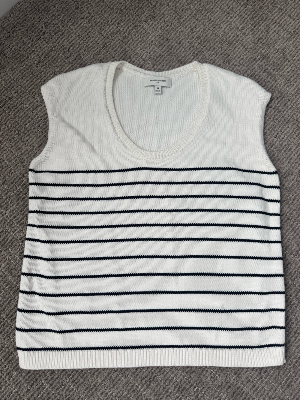 Banana Republic White & Navy Striped Sleeveless Sweater Tank